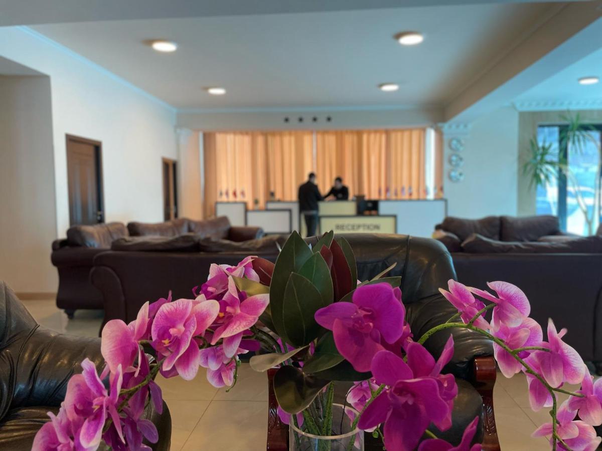 Comfort Hotel Yerevan Luaran gambar