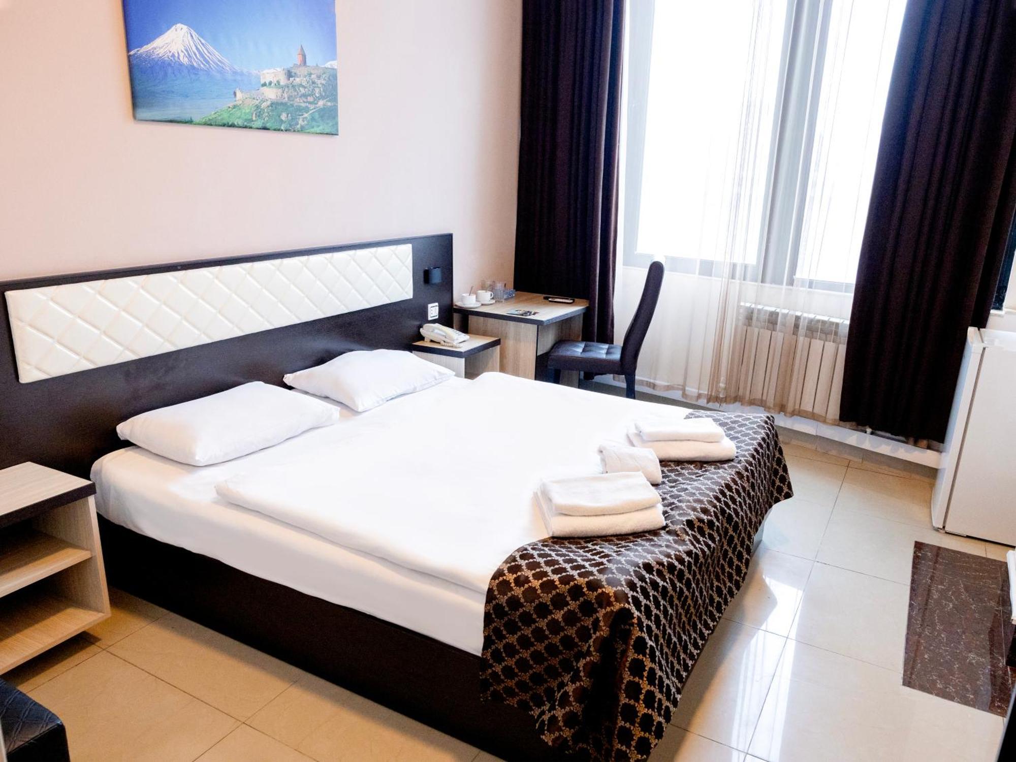 Comfort Hotel Yerevan Luaran gambar
